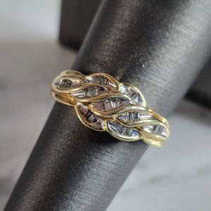 Womens Vintage Estate 10K Gold Diamond Cluster Ring 3.2g #E7209